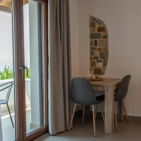 Aelia Mount Апарт-отель 3*